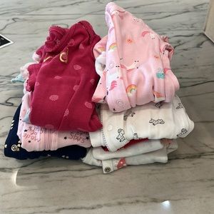 Lot of baby girl clothes 0-3 months
